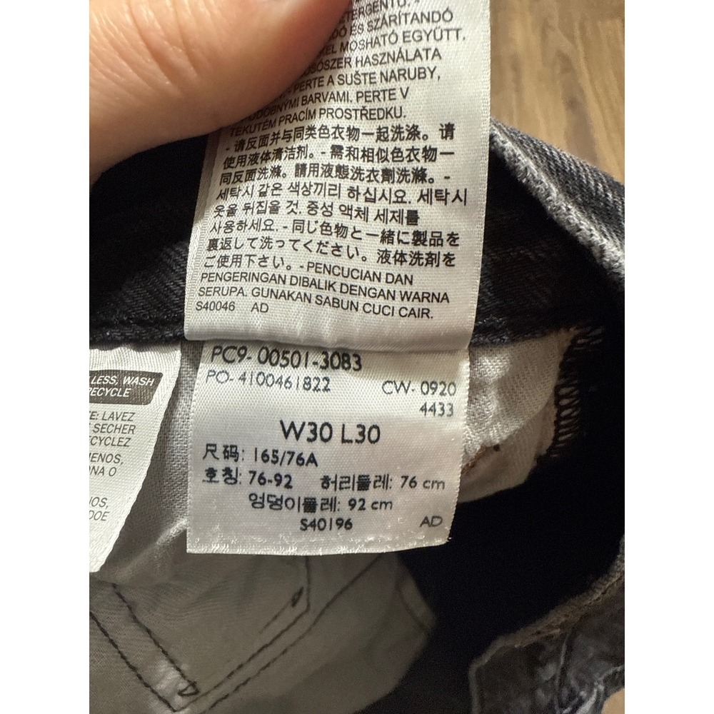 Levis 501 Original Fit Jeans Mens W30 L30‎ Black Distressed Ripped Denim - Picture 4 of 7